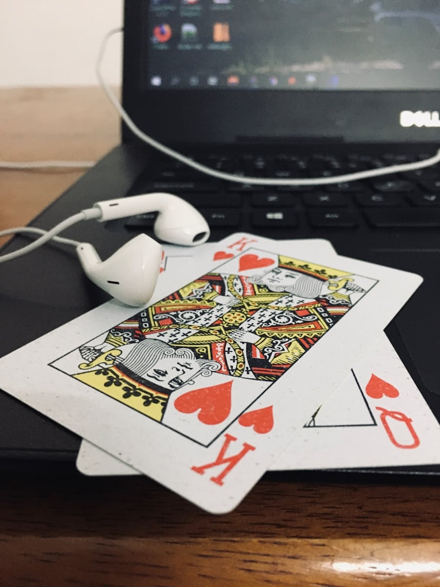 Photo How do you play Uno?